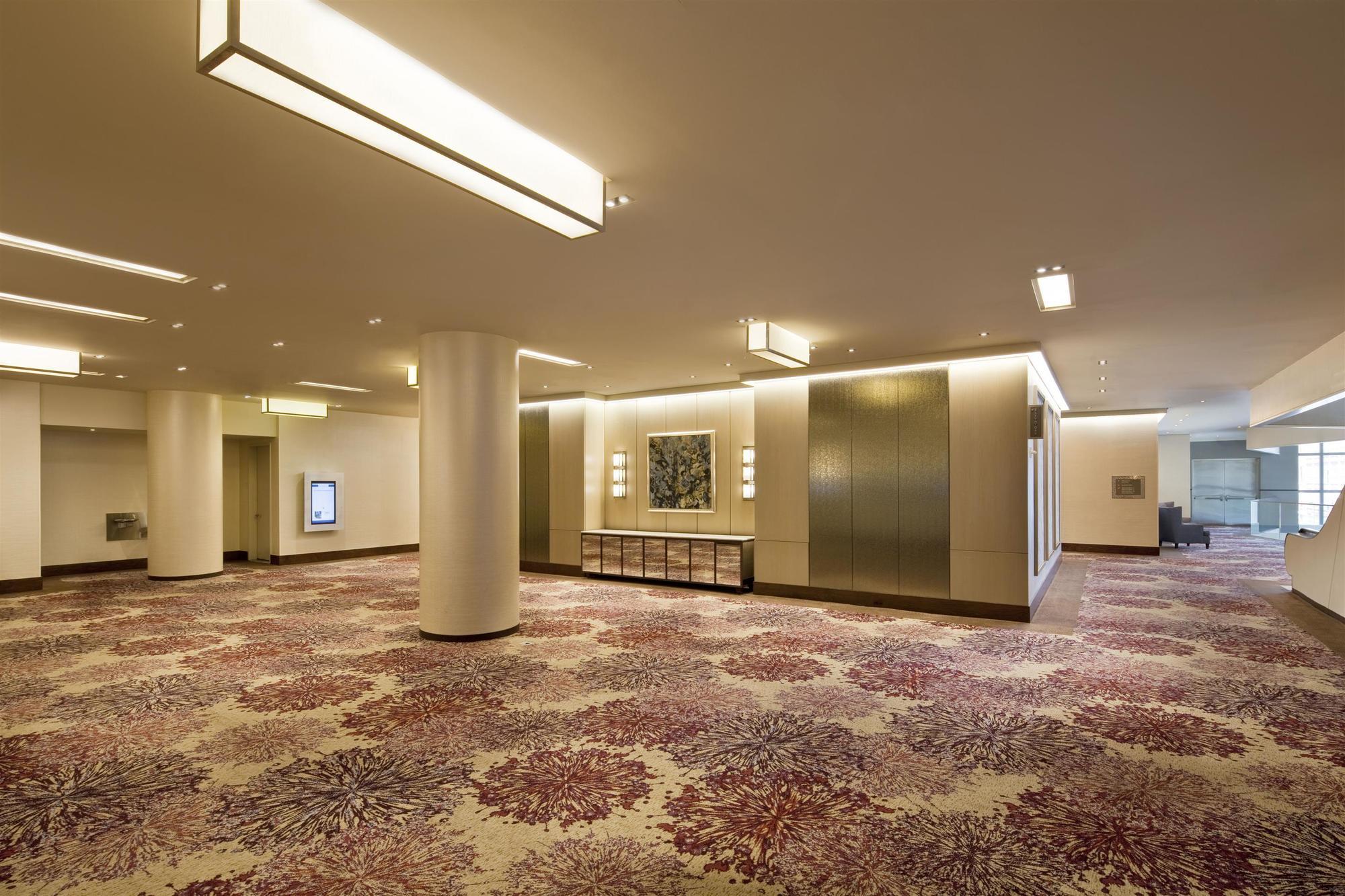 Отель The Westin New York At Times Square Экстерьер фото The Westin Palace, Madrid