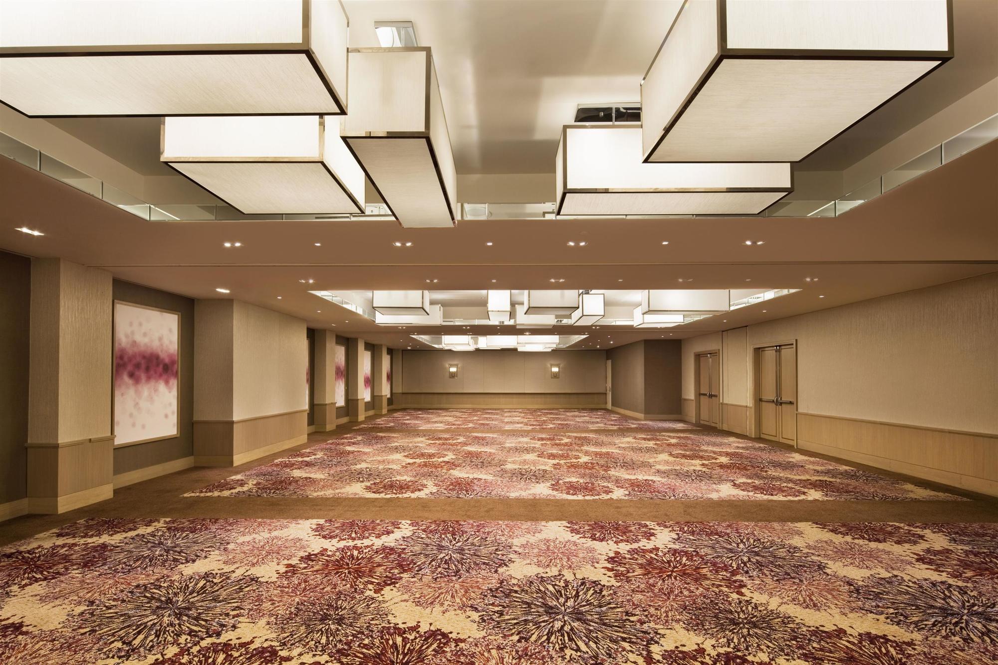 Отель The Westin New York At Times Square Экстерьер фото The Grand Ballroom